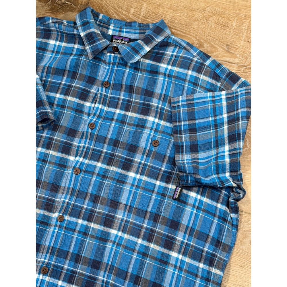 Patagonia Mens XL Blue Plaid Short Sleeve Organic Cotton Button Down Shirt